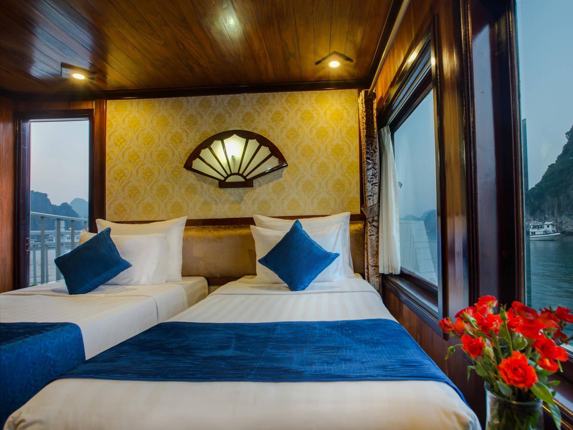 Flamingo Luxury Cruises Hotel Ha Long Exterior photo