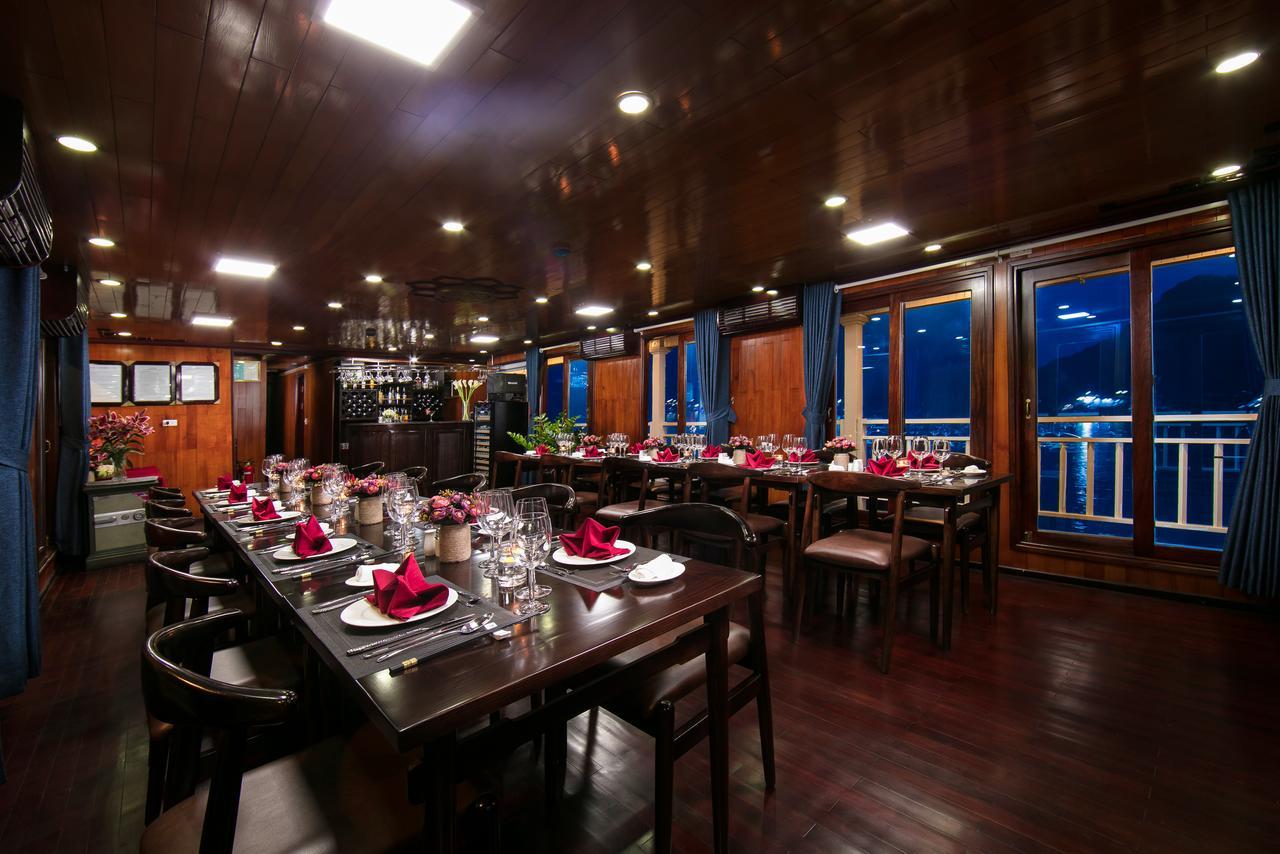 Flamingo Luxury Cruises Hotel Ha Long Exterior photo