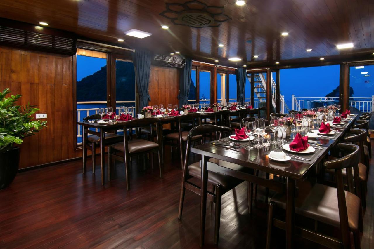 Flamingo Luxury Cruises Hotel Ha Long Exterior photo